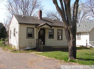 212 Grove St S, Mora, MN 55051