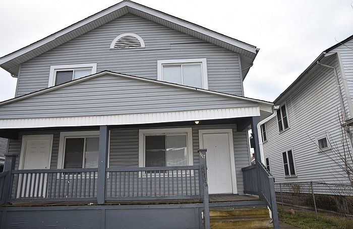 1st image of 1117 E 22nd Ave