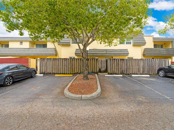 8425 SW 137th Ave #8425, Miami, FL 33183