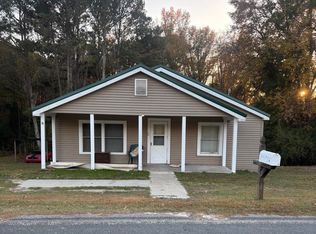 135 W Eason Dr, Rockingham, NC 28379
