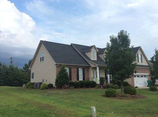 840 Bobby Jones Dr, Fayetteville, NC 28312