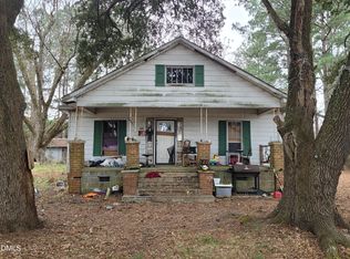 2871 Old School Rd, Four Oaks, NC 27524