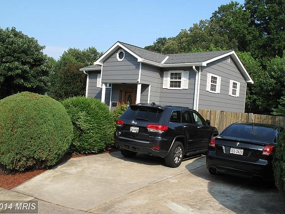 2nd image of 14307 Fairview Ln
