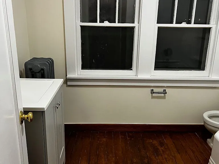 528 Childs St — Photo 14