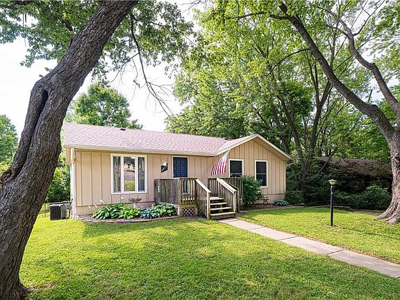 2nd image of 2806 Morningside Dr