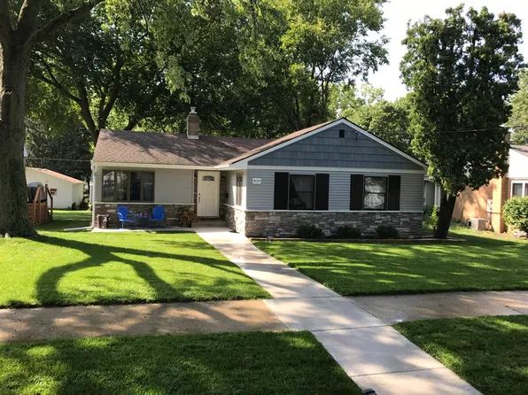 829 S 2nd St, Dekalb, IL 60115