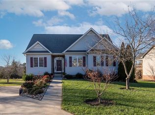 162 Mollie Rd, Harmony, NC 28634