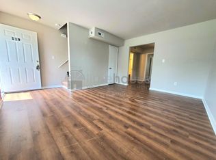 119 Bob Ln, Virginia Beach, VA 23454