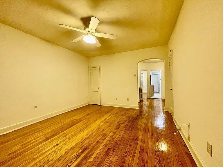4021 Davis Pl NW — Photo 19