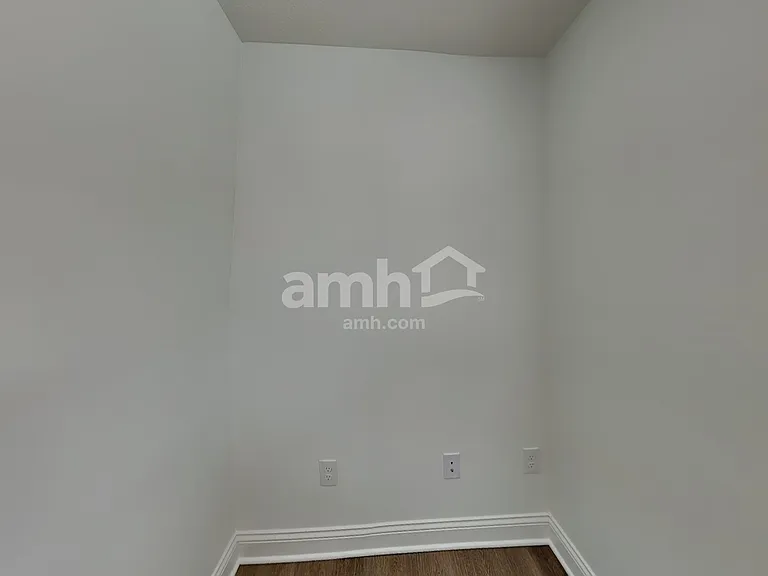 9184 Henley Ave — Photo 9