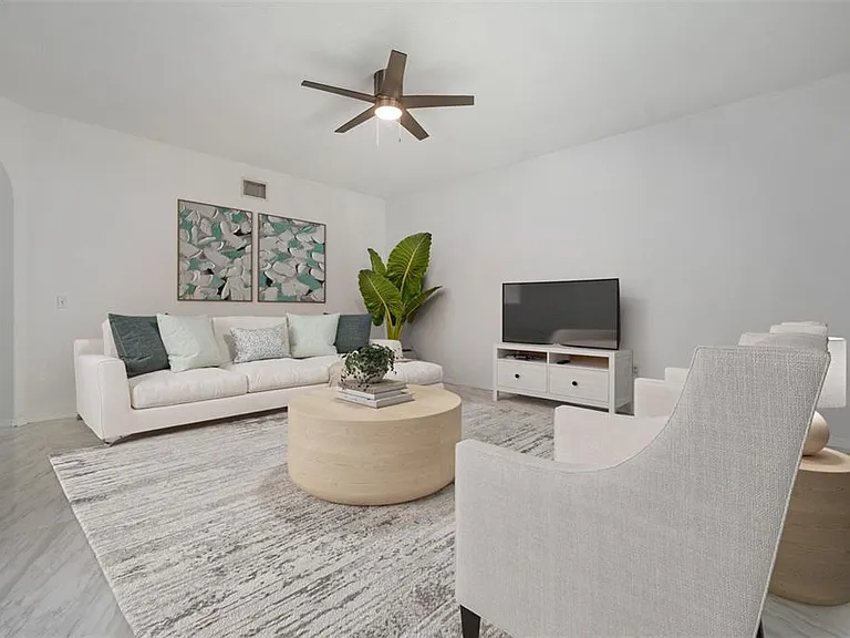 380 Rosalind Ln — Photo 14