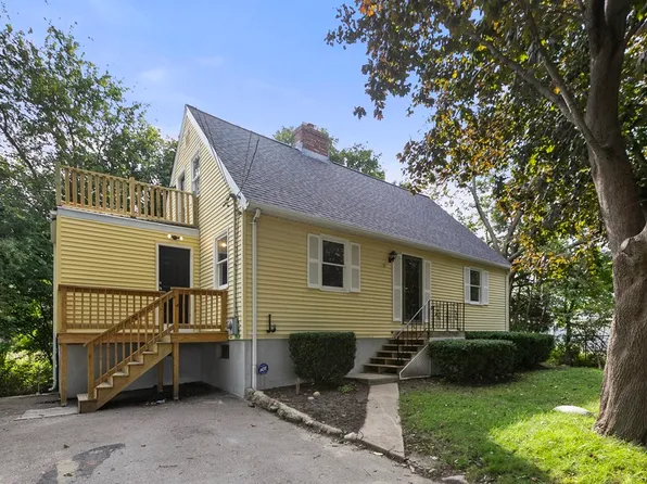 15 Miriam St, Quincy, MA 02169