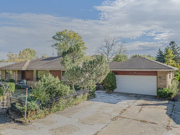 1907 Elim Ave, Zion, IL 60099