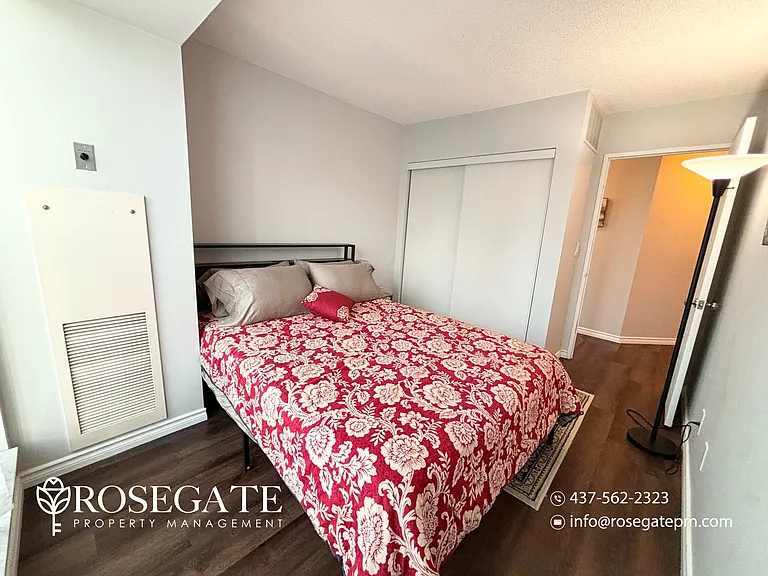 140 Dunlop St E #511 — Photo 15