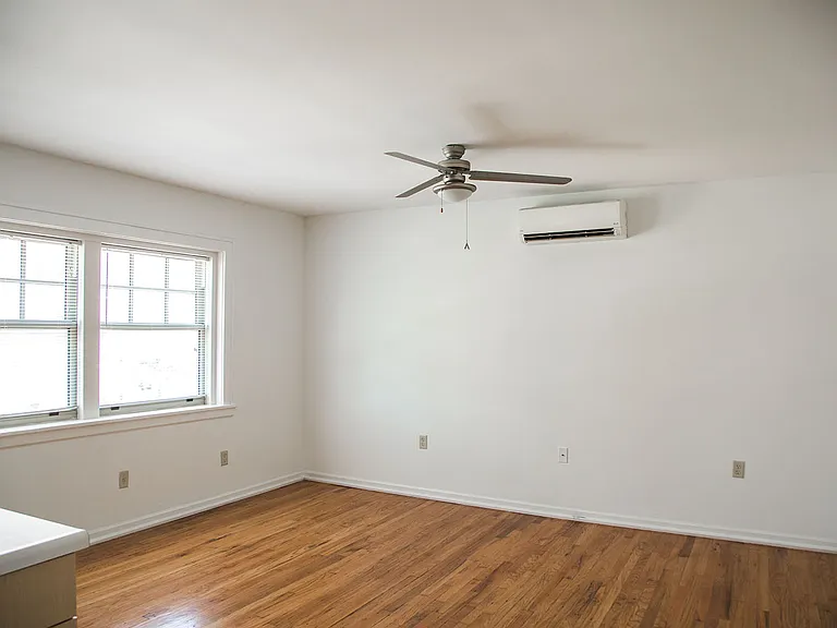 Dining/Living room