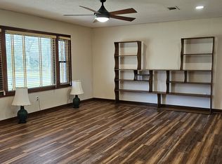 812 Albert Hart Dr, Baton Rouge, LA 70808