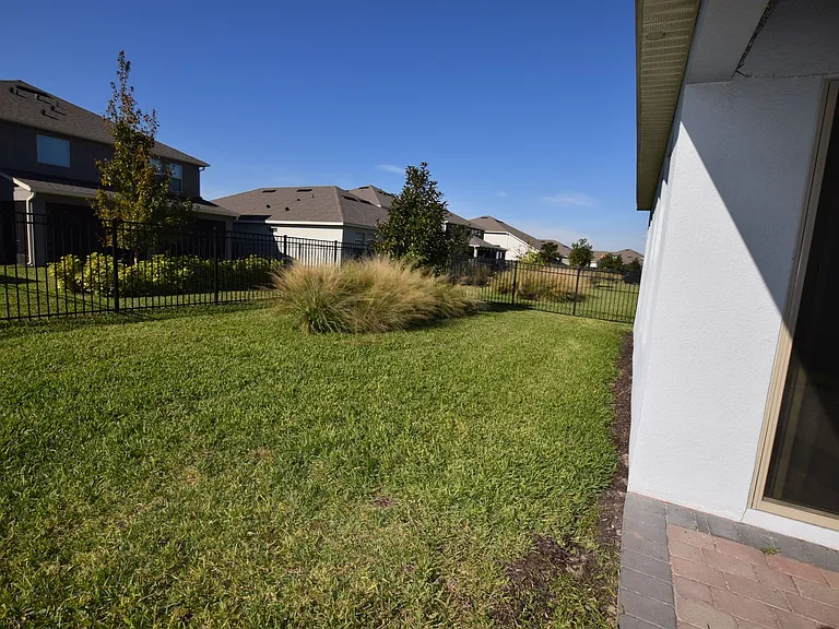 10284 Atwater Bay Dr — Photo 3