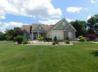 420 E Amy Rose Ln, Valparaiso, IN 46383