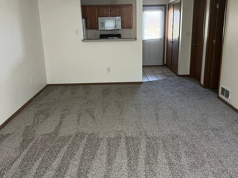 5809 Canaveral Dr — Photo 3