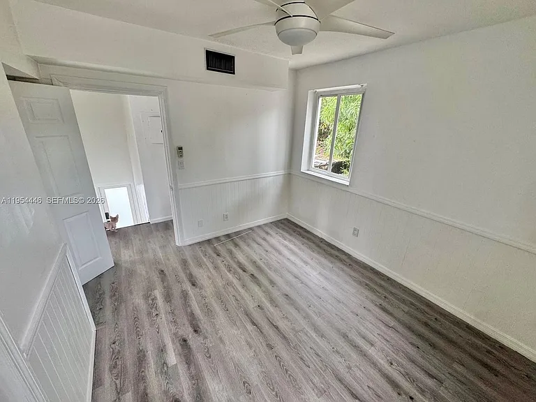 555 NE 70th St #2 — Photo 16