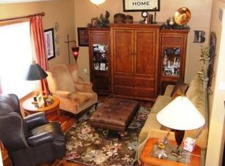 515 Meadow View Ln, Deforest, WI 53532