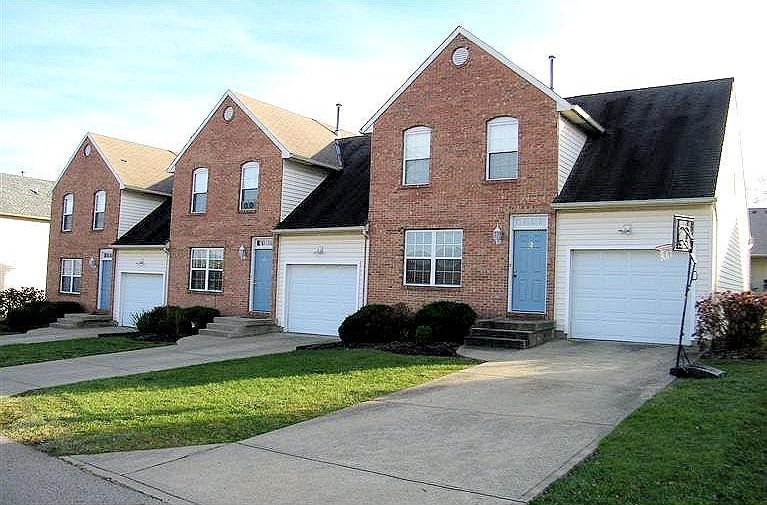 1st image of 10-12 Applewood Cir
