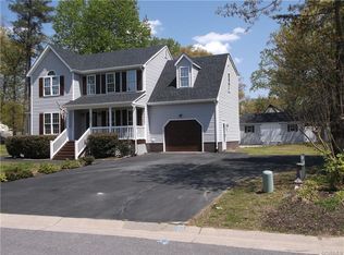 11901 Warfield Estates Dr, Chester, VA 23831