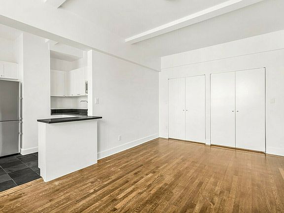 4th image of 12 E 86th St APT 1427