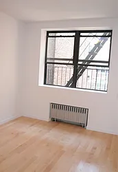 Rented by Green Line Realty