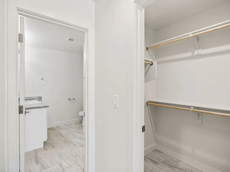6201 N Reata Dr #2 — Photo 14