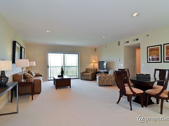 Living Room/Dining Room