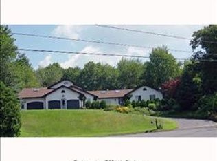 77 Royal Dr, Bristol, CT 06010