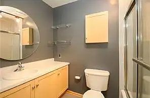4th image of 255 Argyle Ave #302