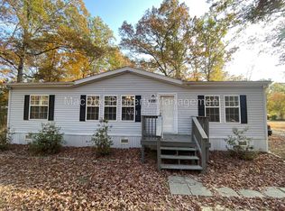 6280 Mount Airy Dr, Ruther Glen, VA 22546