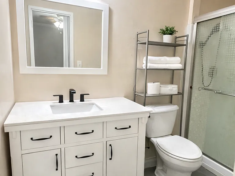 532 Paraiso Ave — Photo 8