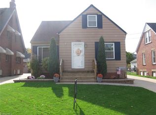 1702 Rockefeller Rd, Wickliffe, OH 44092