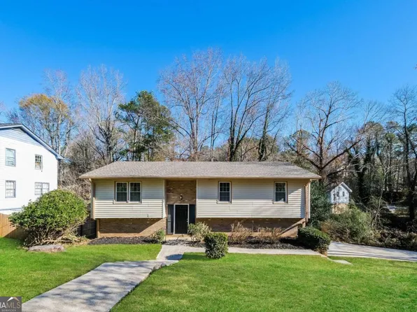 1149 Alpine Hills Dr, Stone Mountain, GA 30083