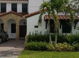 1021 NW 97th Ct, Miami, FL 33172