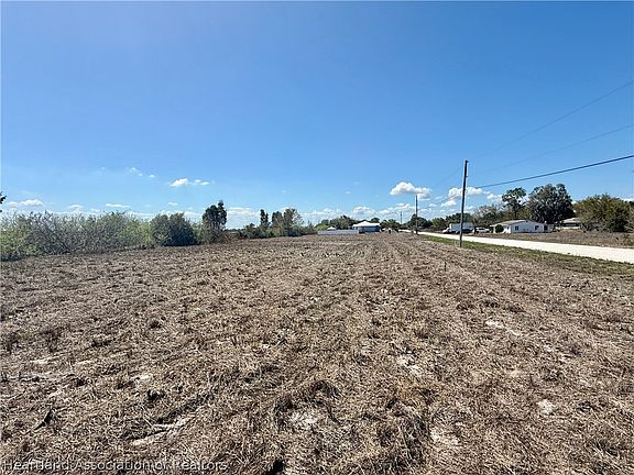 2nd image of 1655 W Fondulac Rd