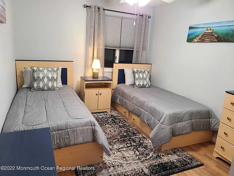 216 Arnold Ave #A — Photo 6