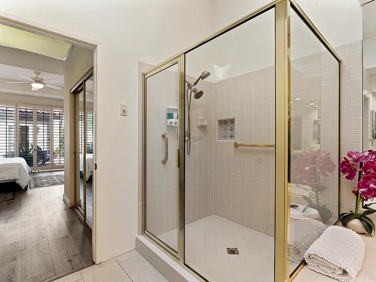 57037 Merion — Photo 35