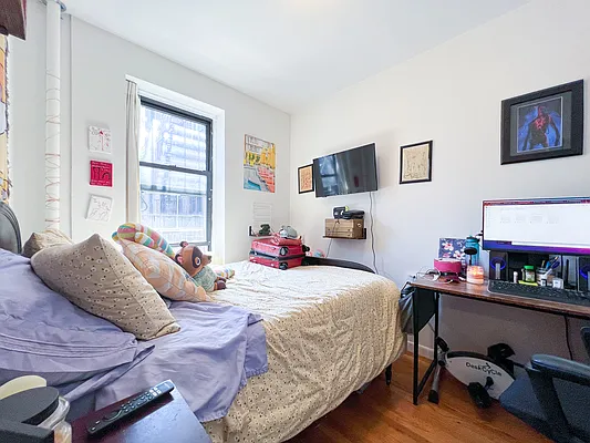 Rented by Compass | media 19