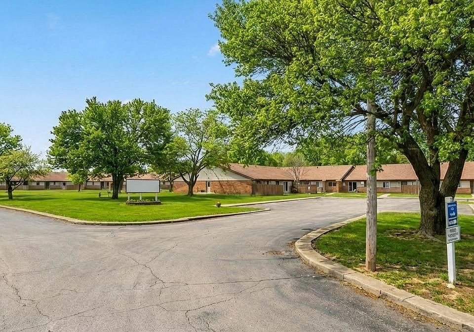 1st image of 1802 S Plaza Dr #B718ab30d