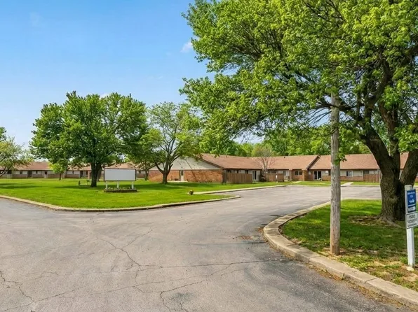 Elwood Arms, 1802 S Plaza Dr #B718ab30d, Elwood, IN 46036