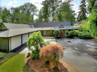 12016 Interlaaken Dr SW, Lakewood, WA 98498