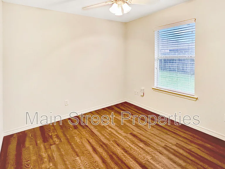 217 Cohasset Ct — Photo 15