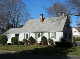 50 Juliette St, Andover, MA 01810