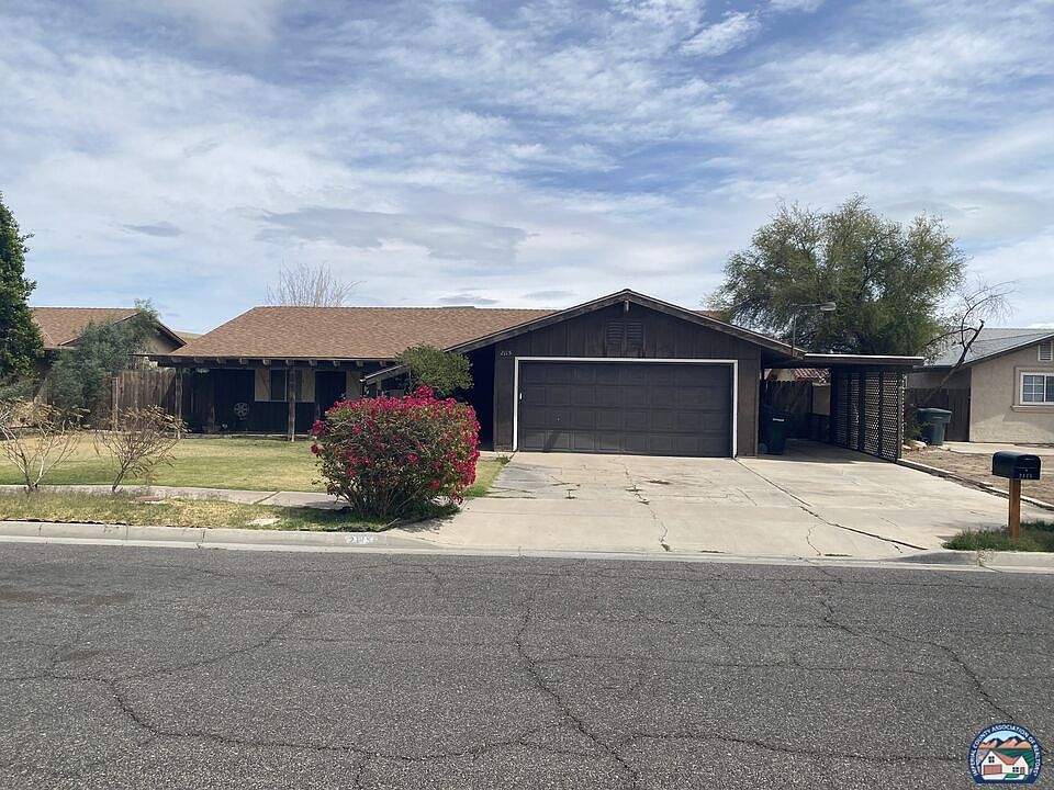 1st image of 2115 Woodside Dr