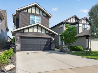 14 Sunbury Pl, Strathcona County, AB T8H 0Y1