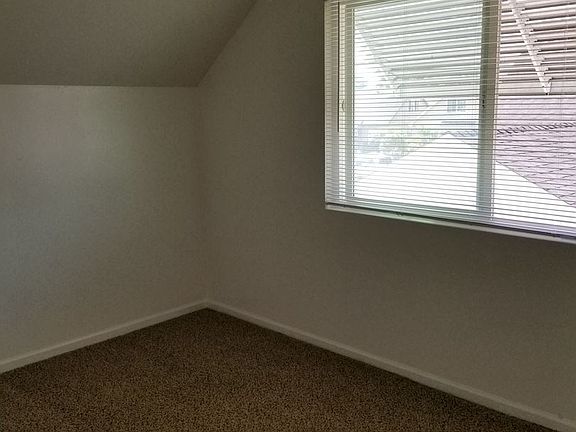 4th image of 12919 El Moro Ave